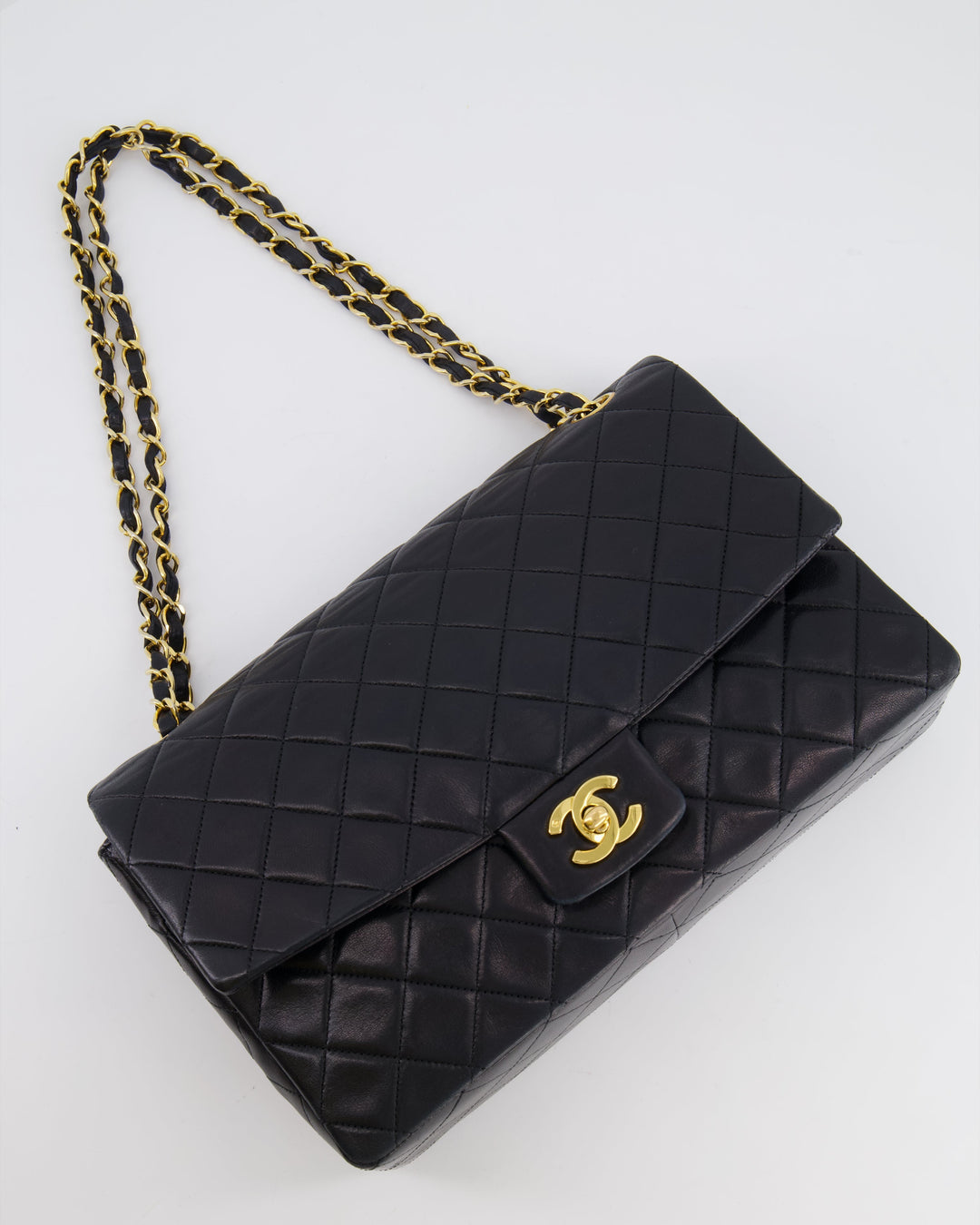 Top Quality Chanel Vintage Black Medium Classic Single Flap Bag in Lambskin Leather with 24K Gold Hardware