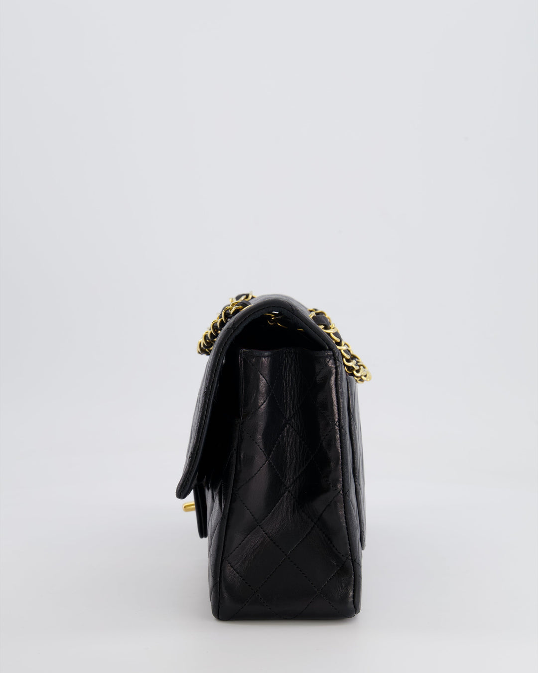 Top Quality Chanel Vintage Black Medium Classic Single Flap Bag in Lambskin Leather with 24K Gold Hardware