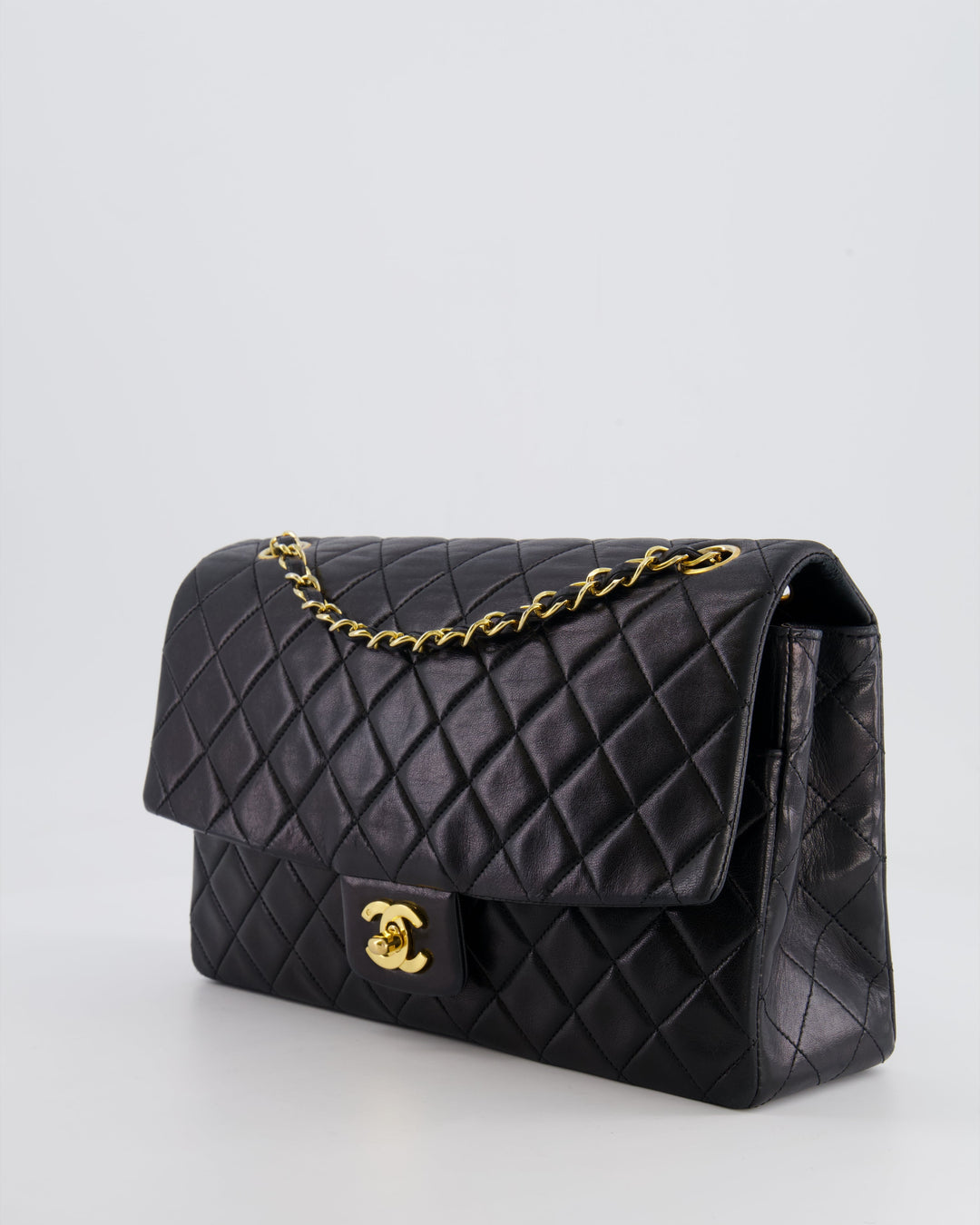 Top Quality Chanel Vintage Black Medium Classic Single Flap Bag in Lambskin Leather with 24K Gold Hardware