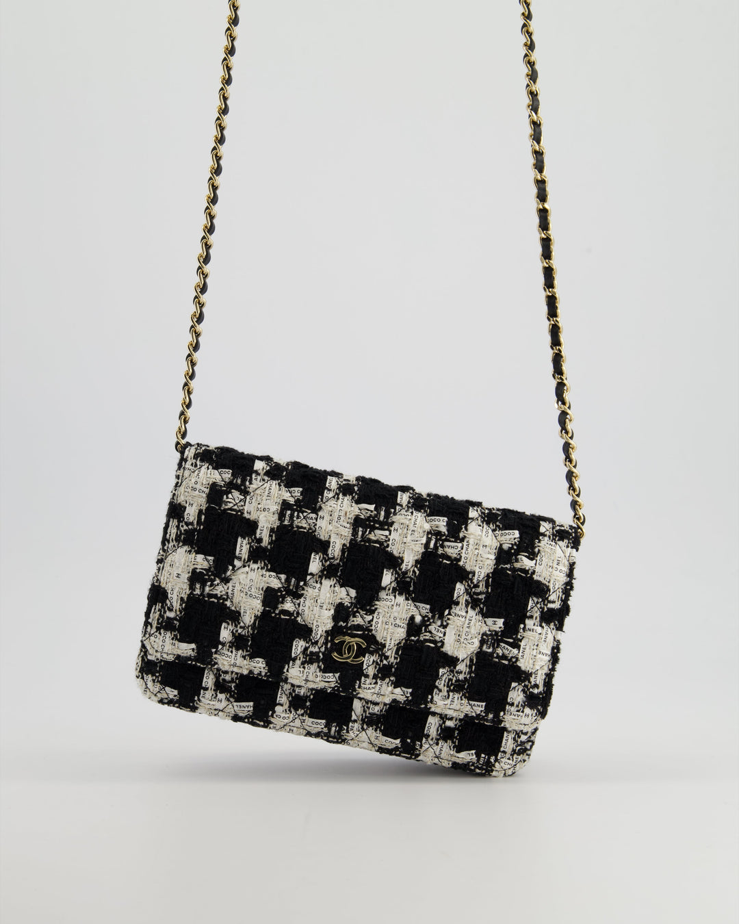 *HOT* Top Quality Chanel Black & White Houndstooth Wallet on Chain Bag in Tweed with Champagne Gold Hardware