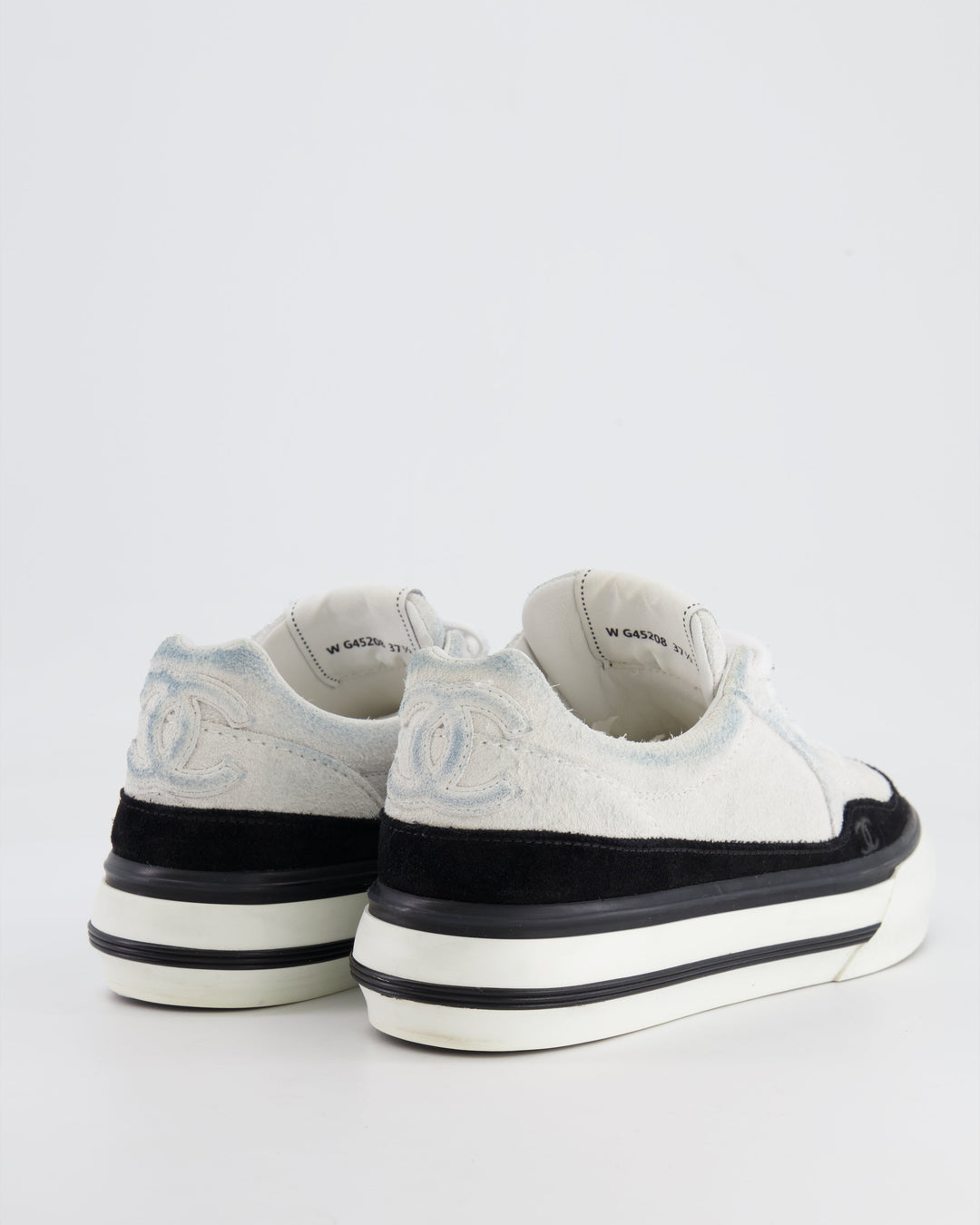 Top Quality Chanel Coco 23B White and Black Suede Trainers with CC Logo Size EU 37.5
