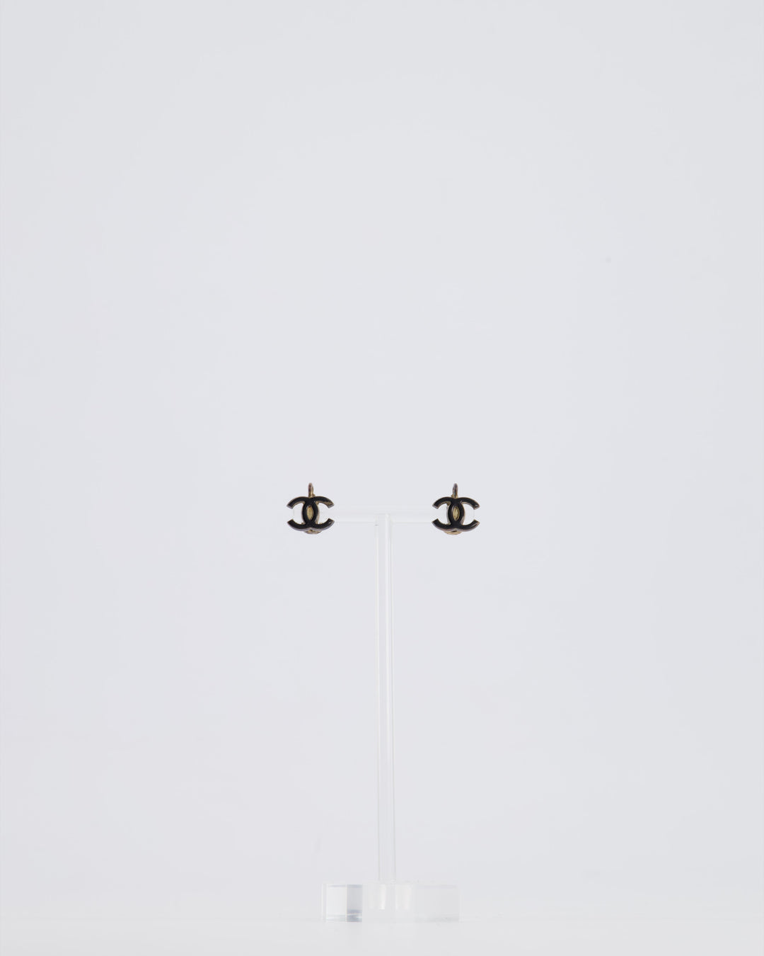 *HOT* Top Quality Chanel Ruthenium and Black Enamel CC Logo Earrings