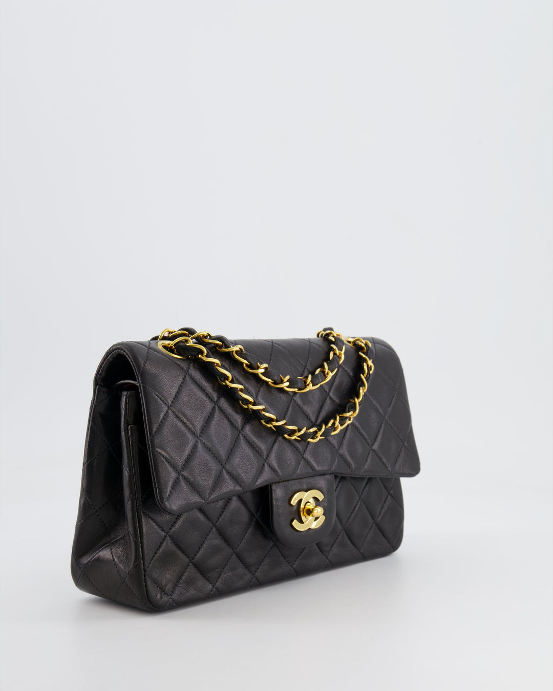 Top Quality Chanel Black Vintage Classic Small Double Flap Bag in Lambskin Leather with 24K Gold Hardware