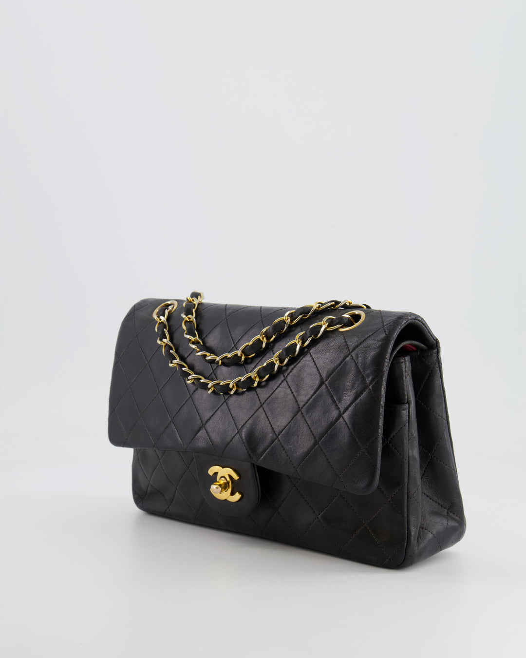 Top Quality Chanel Vintage Black Medium Classic Double Flap Bag in Lambskin Leather with 24K Gold Hardware