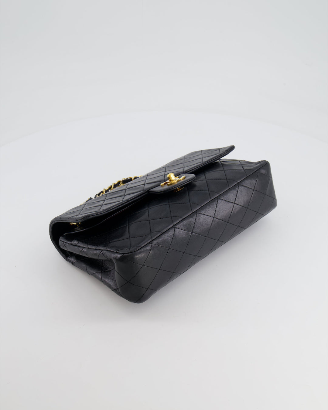 Top Quality Chanel Vintage Black Medium Classic Double Flap Bag in Lambskin Leather with 24K Gold Hardware