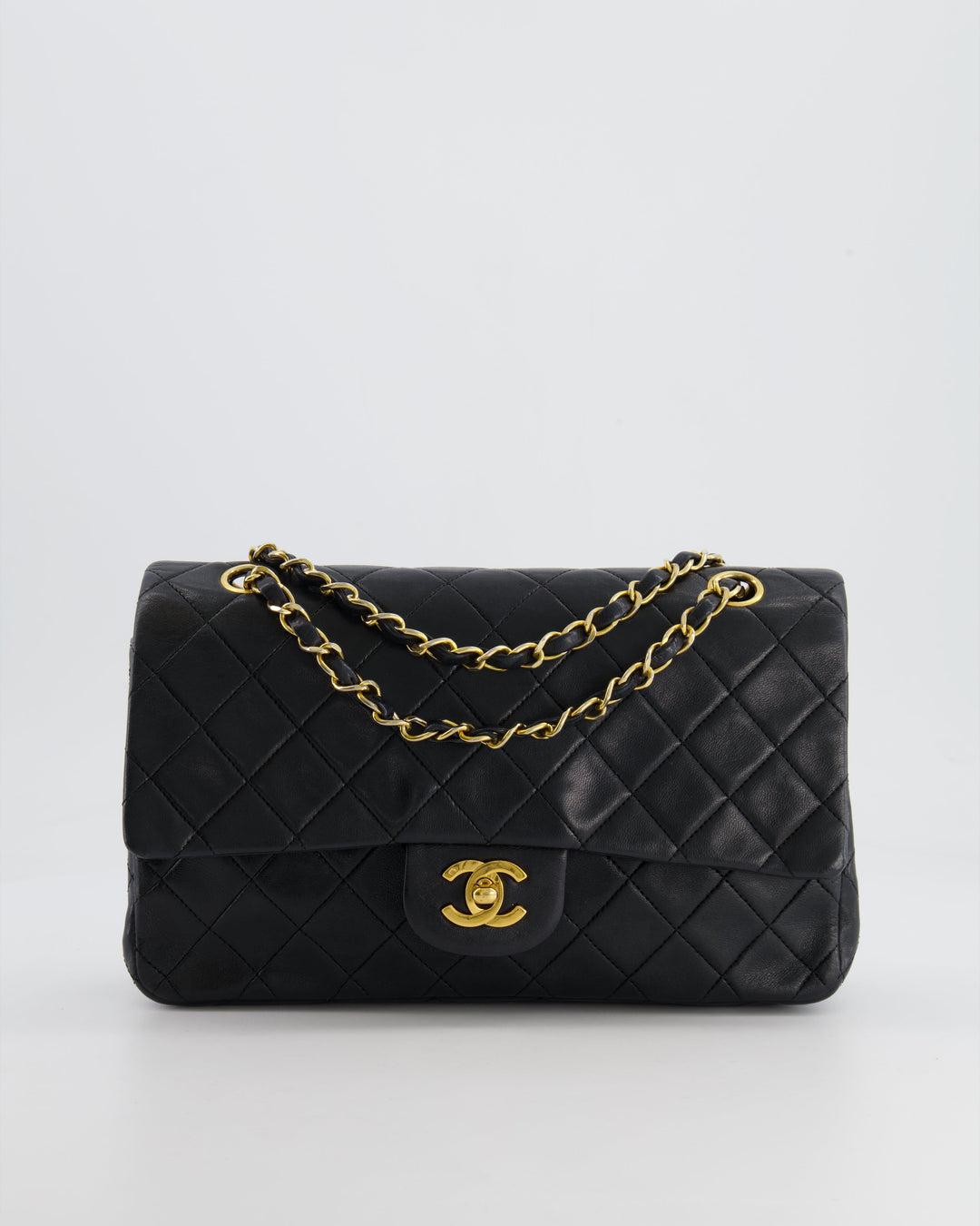 Top Quality Chanel Vintage Black Medium Classic Double Flap Bag in Lambskin Leather with 24K Gold Hardware