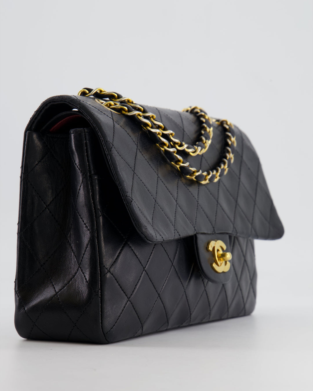 Top Quality Chanel Vintage Black Medium Classic Double Flap Bag in Lambskin Leather with 24K Gold Hardware