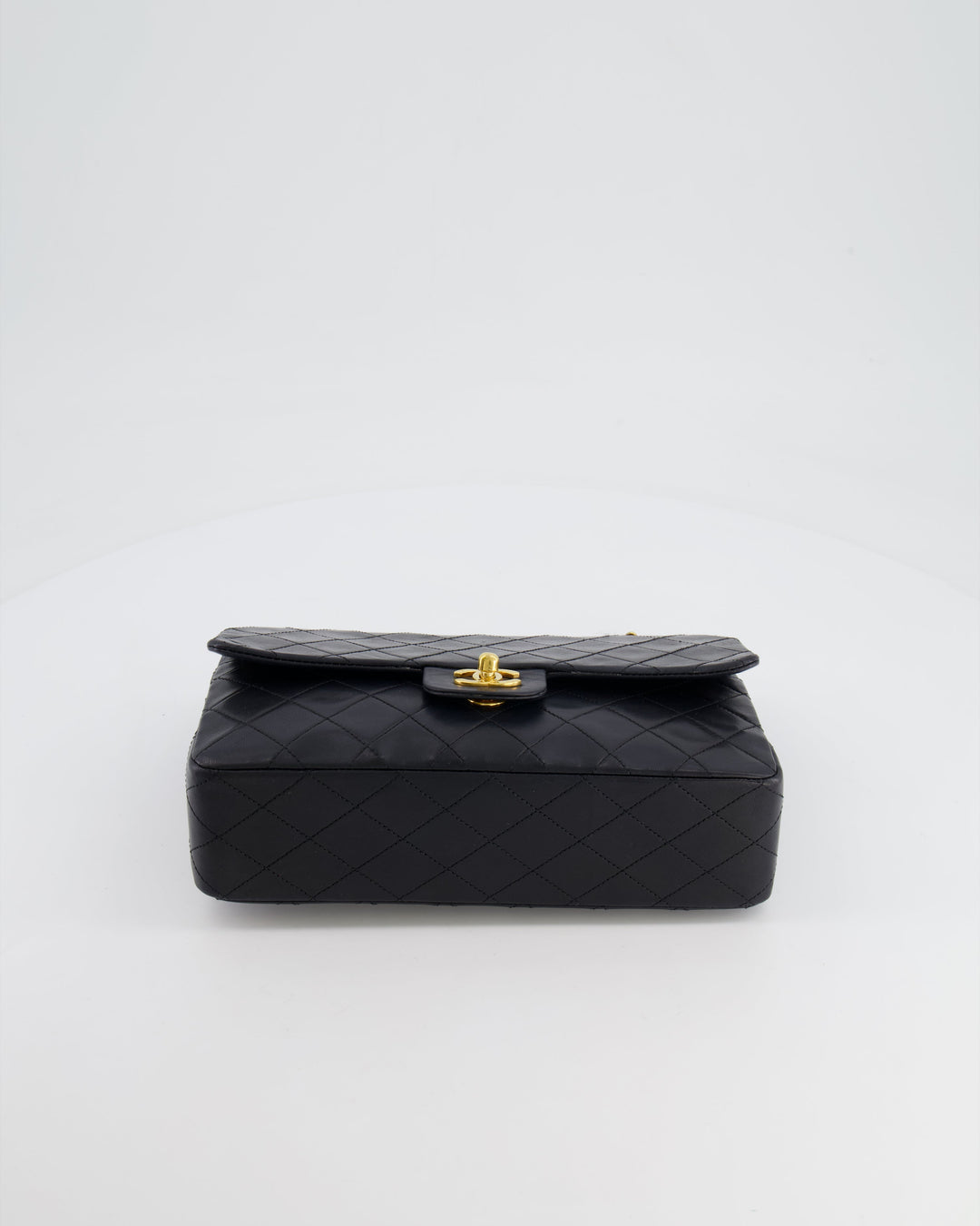 Top Quality Chanel Vintage Black Medium Classic Double Flap Bag in Lambskin Leather with 24K Gold Hardware