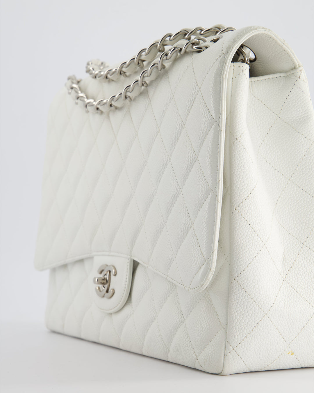 Top Quality Chanel White Classic Maxi Single Flap Bag in Caviar Leather with Silver Hardware