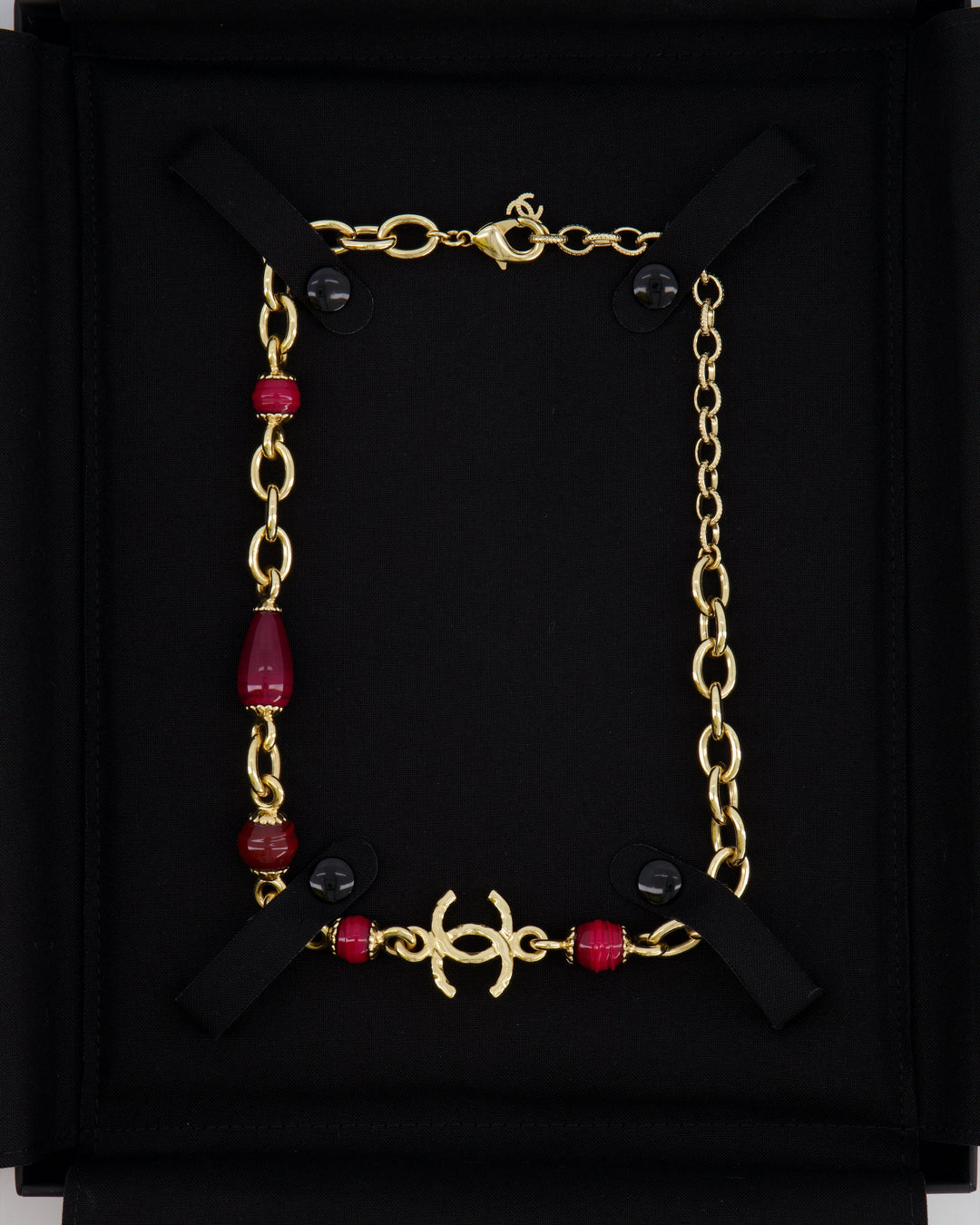 *HOT* Top Quality Chanel Gold Necklace with Burgundy Stone Details and CC Logo