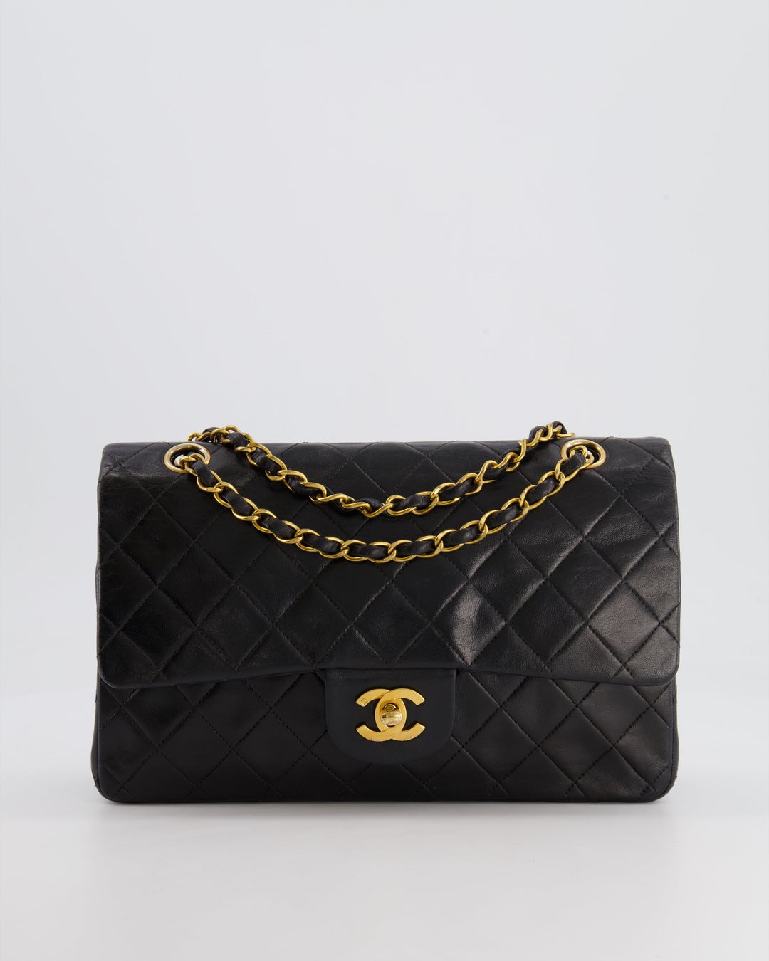 Top Quality Chanel Vintage Black Medium Classic Double Flap Bag in Lambskin Leather with 24K Gold Hardware