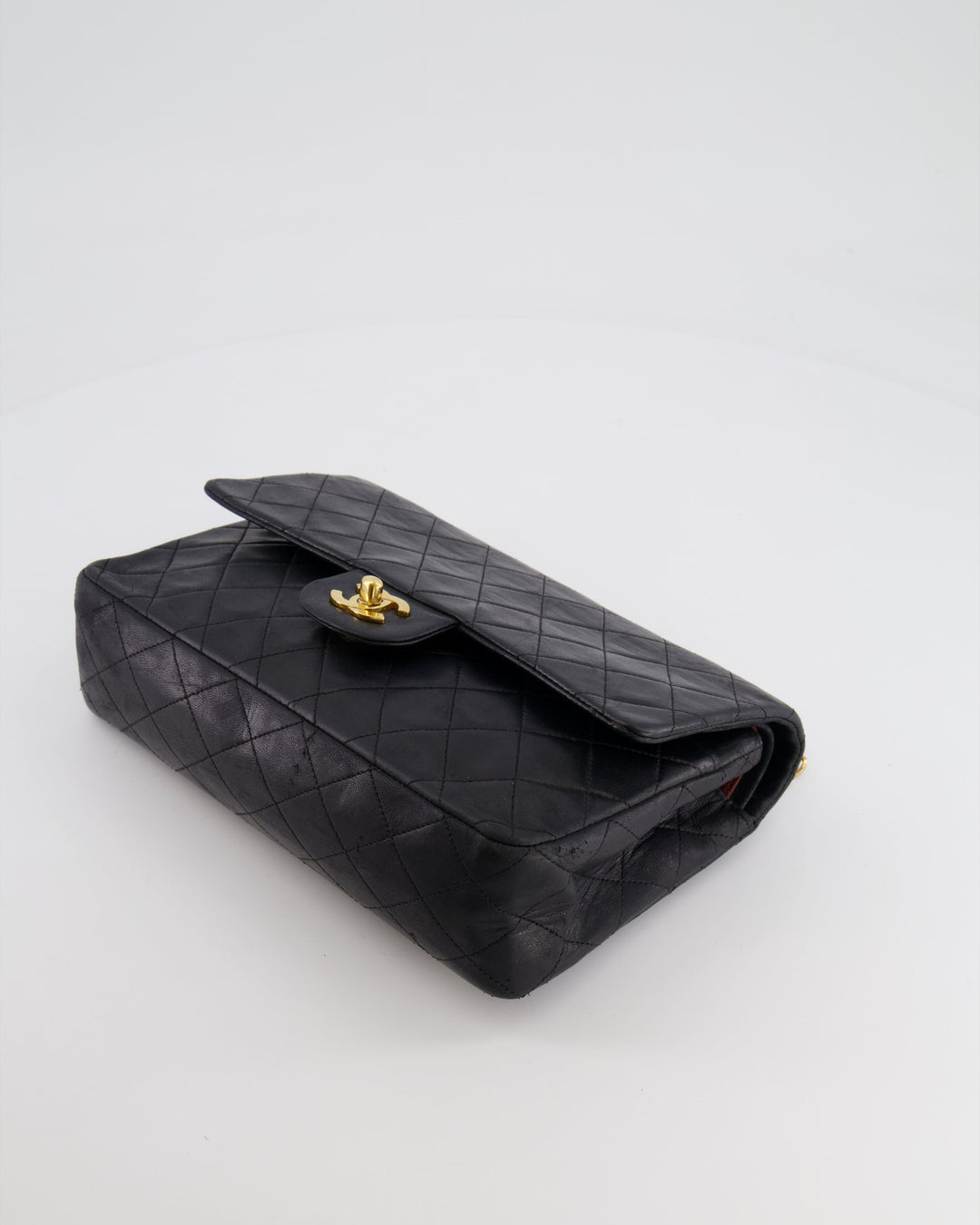 Top Quality Chanel Vintage Black Medium  Classic Double Flap Bag in Lambskin Leather with 24K Gold Hardware
