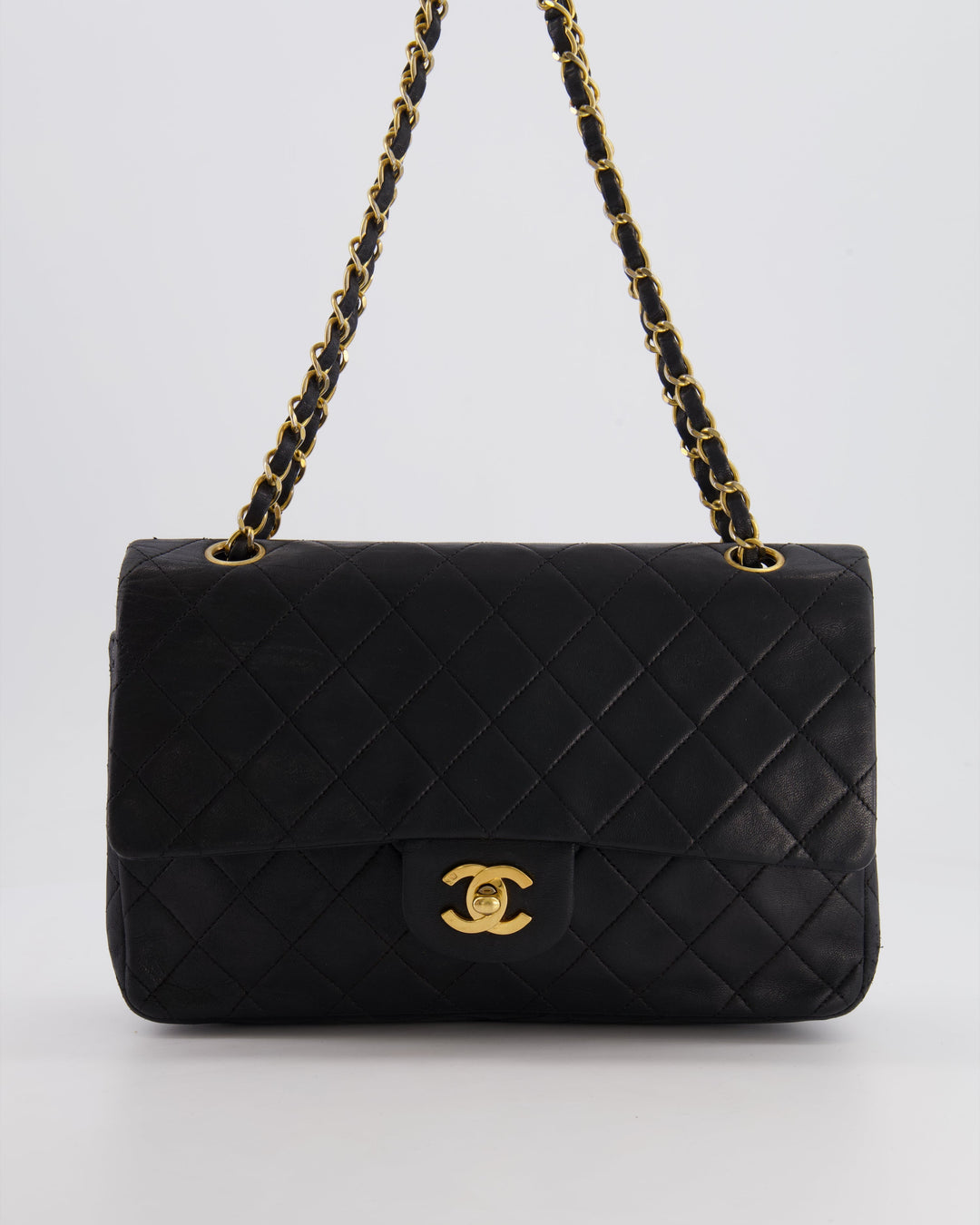 Top Quality Chanel Vintage Black Medium  Classic Double Flap Bag in Lambskin Leather with 24K Gold Hardware