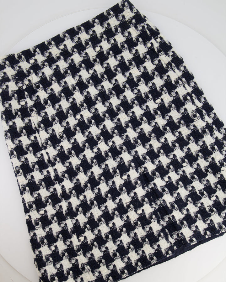 Top Quality Chanel 07/P Black, Navy and White Houndstooth Midi Skirt FR 38 (UK 10)