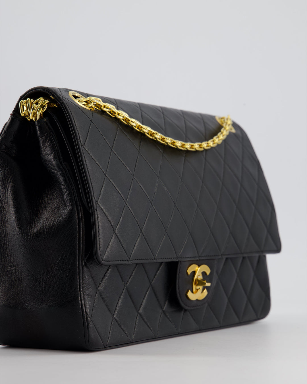 Top Quality Chanel Black Vintage Medium Lambskin Classic Flap with Stitched Edge and 24K Gold Hardware