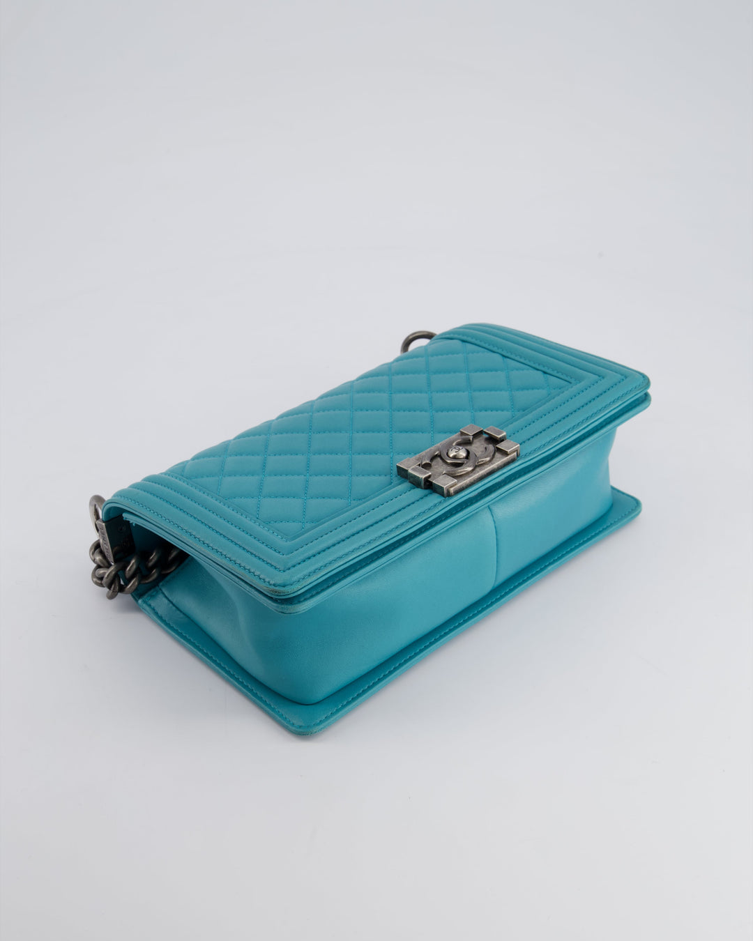 *FIRE PRICE* Top Quality Chanel Teal Medium Boy Bag in Lambskin Leather with Ruthenium Hardware