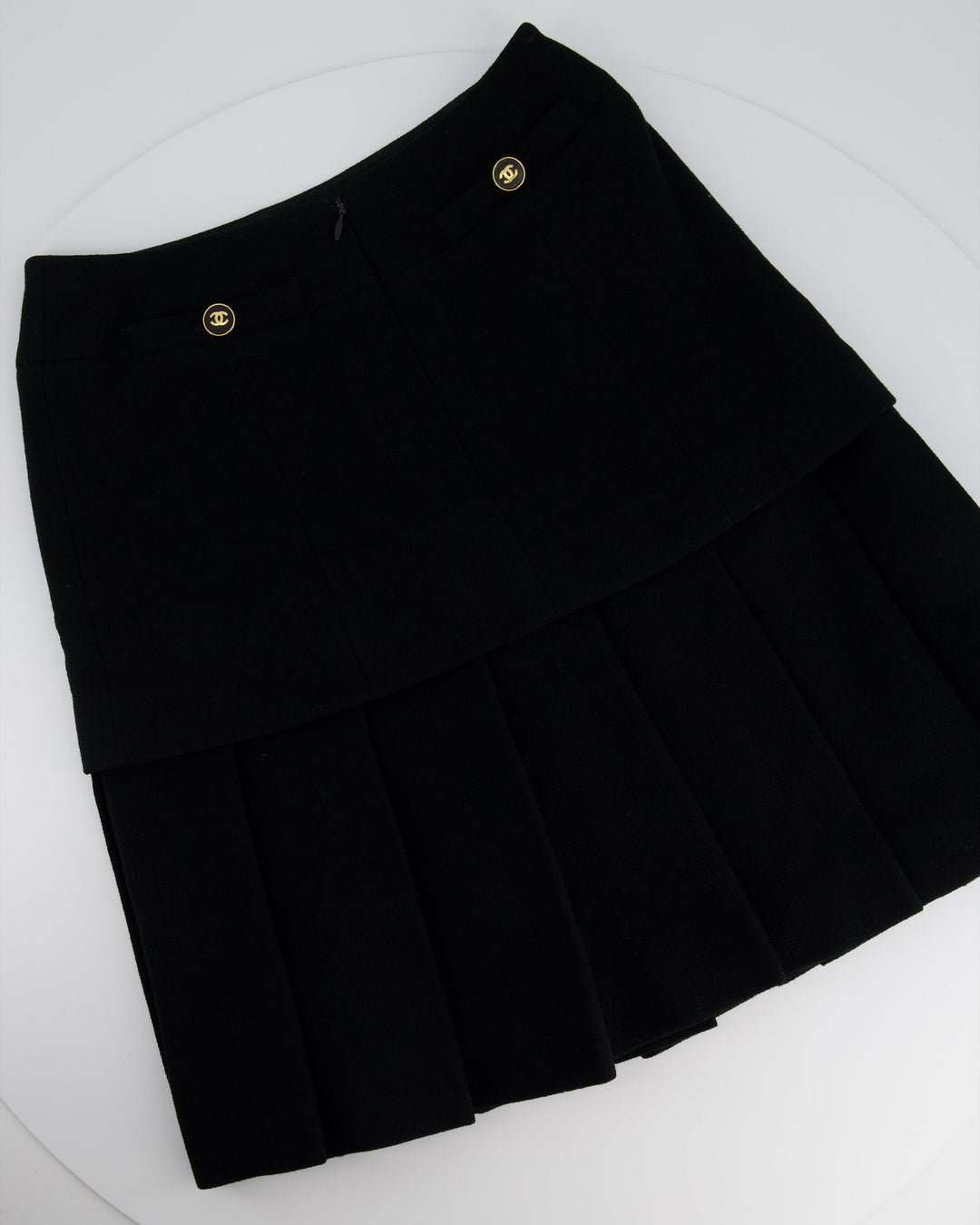 Top Quality Chanel Black Pleated Panel Skirt with Gold CC Back Pocket Button Detail Size FR 36/38 (UK 8-10)