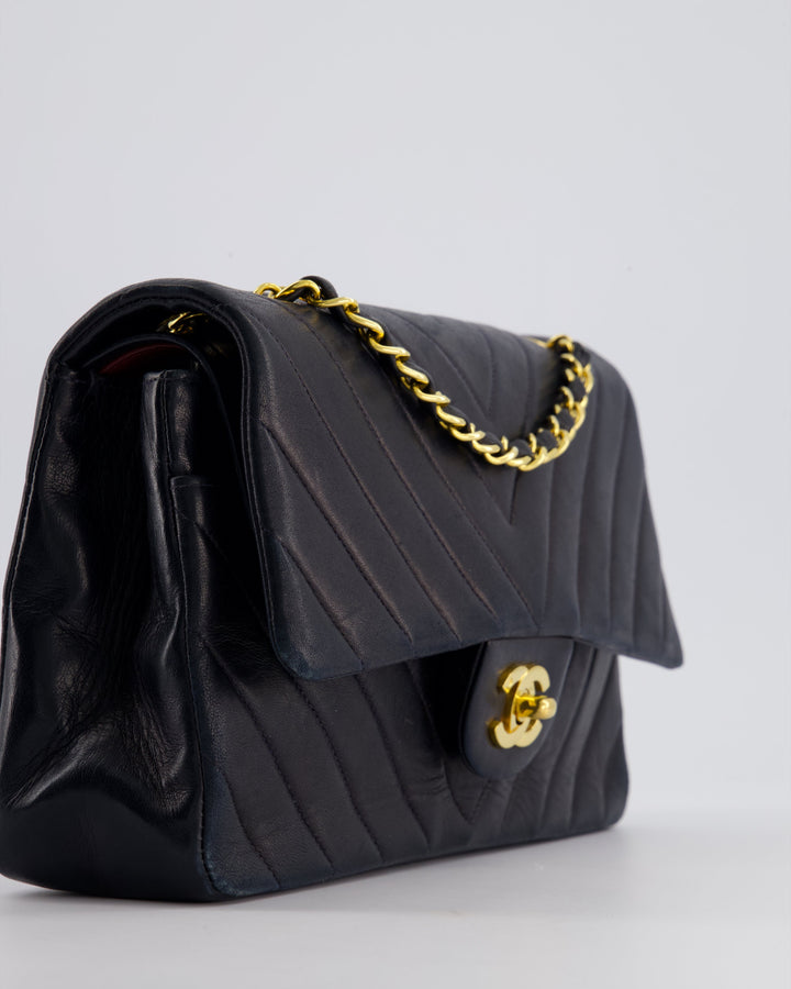 Top Quality Chanel Navy Vintage Classic Medium Chevron Double Flap Bag in Lambskin Leather with 24K Gold Hardware
