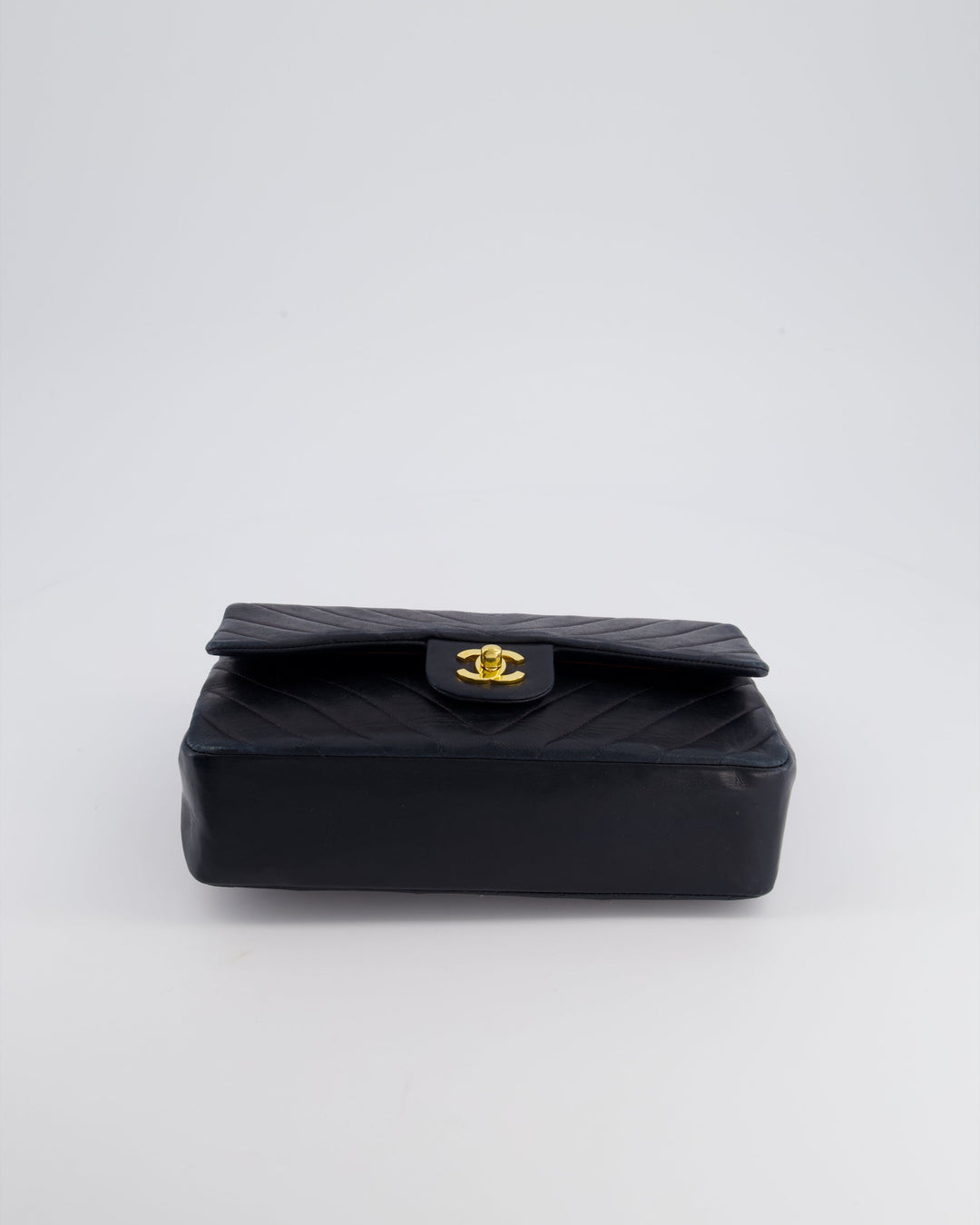 Top Quality Chanel Navy Vintage Classic Medium Chevron Double Flap Bag in Lambskin Leather with 24K Gold Hardware