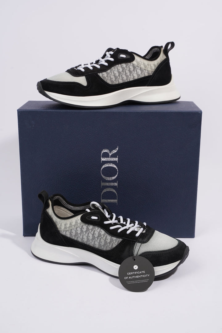 Christian Dior B25 Black / White / Black Oblique Mesh EU 41 UK 7