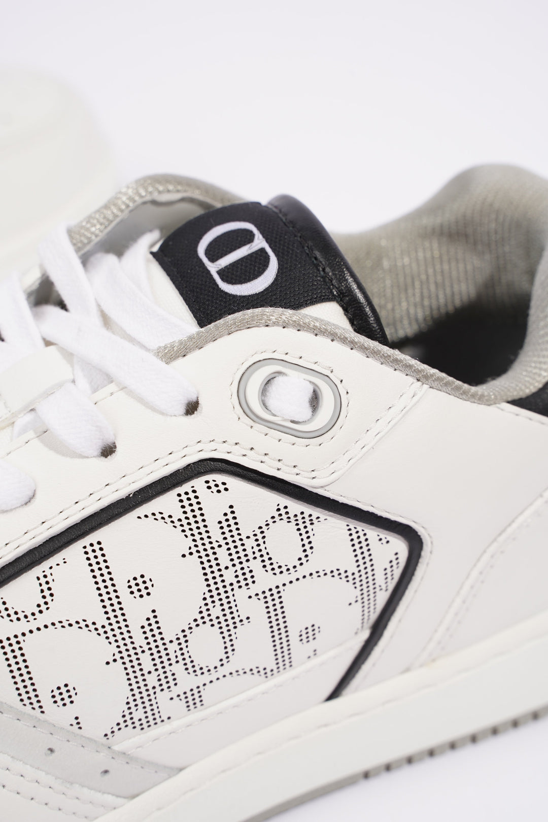 Christian Dior B27 Low-top White / Black Leather EU 39 UK 6