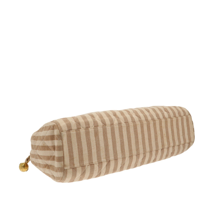 Chanel Shoulder Bag in Beige Fabric