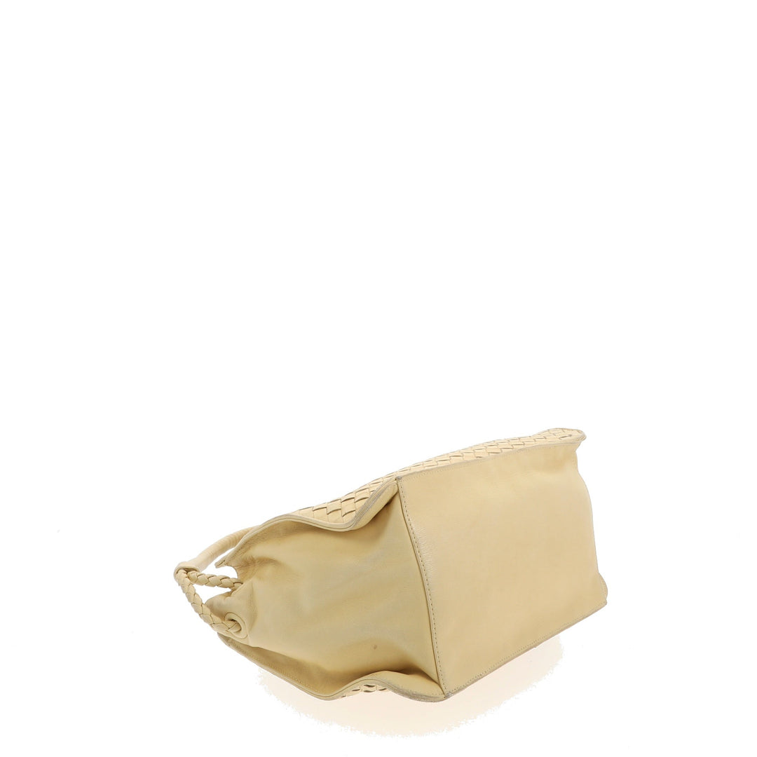 Bottega veneta Shoulder Bag in White Leather