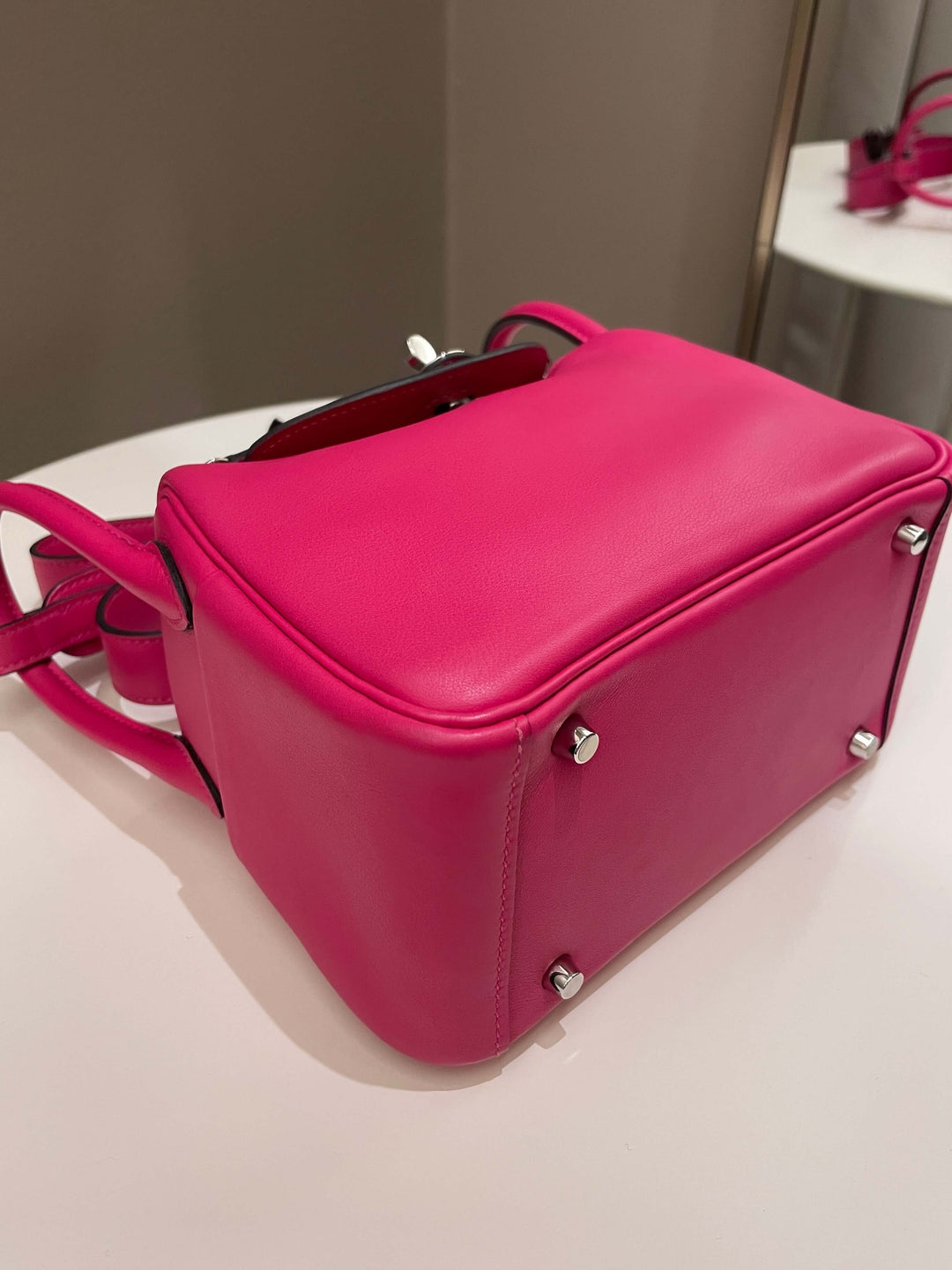Top quality Hermes Mini Lindy Rose Mexico / Rouge Pigment Swift
