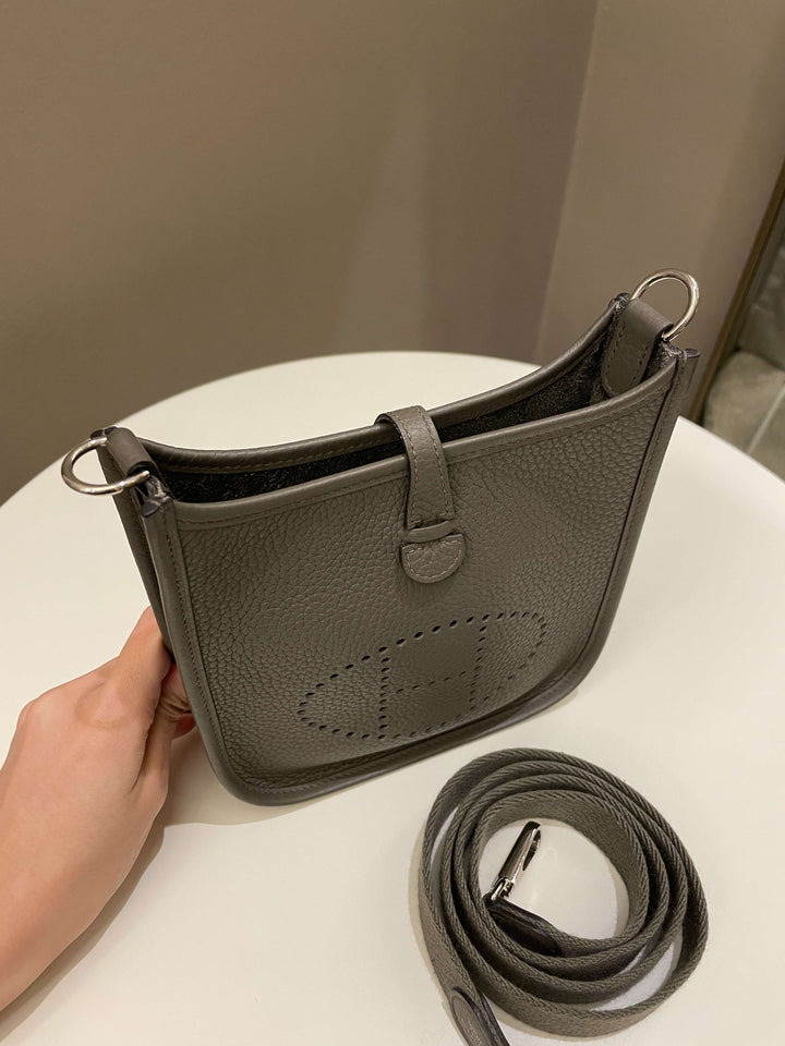 Top quality Hermes Mini Evelyne Etain Clemence