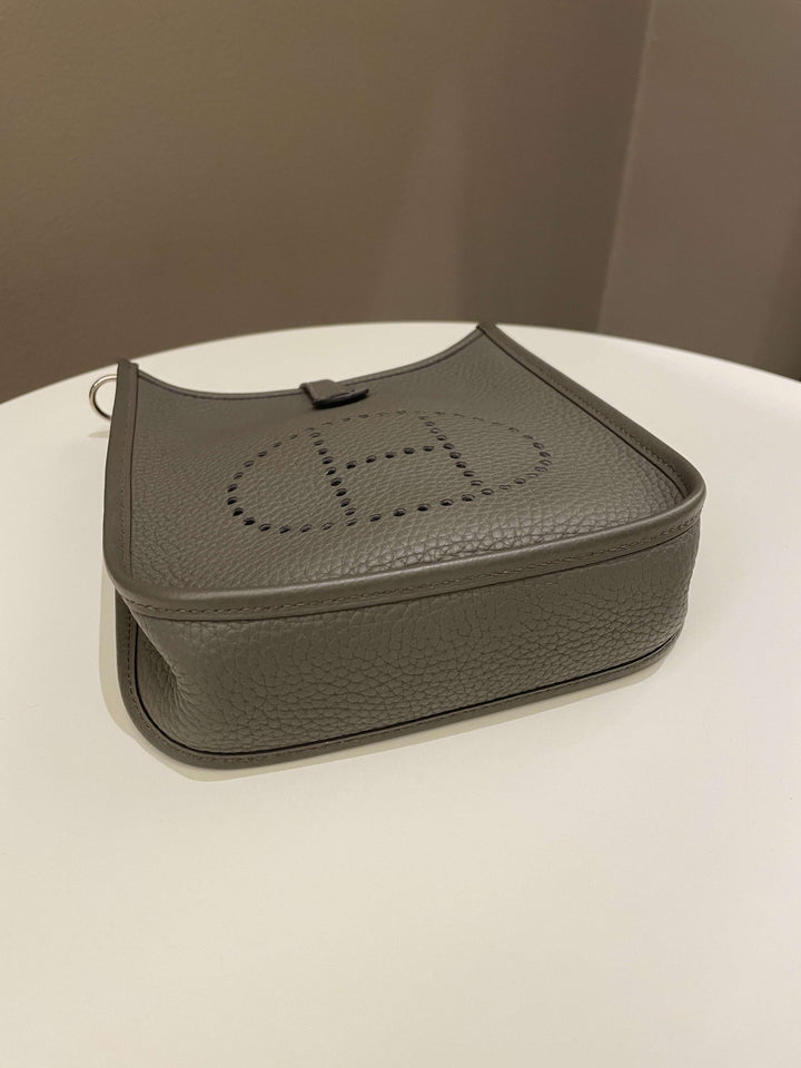 Top quality Hermes Mini Evelyne Etain Clemence