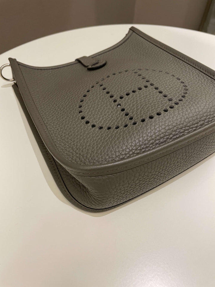 Top quality Hermes Mini Evelyne Etain Clemence