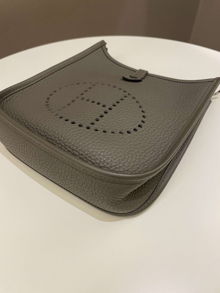 Top quality Hermes Mini Evelyne Etain Clemence