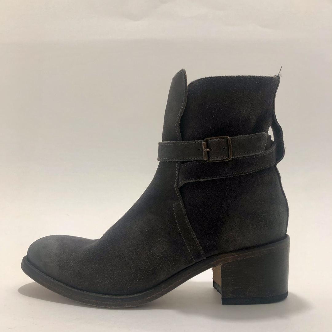 Atelier Voisin Grey Suede Booties, Sz 38 (8)