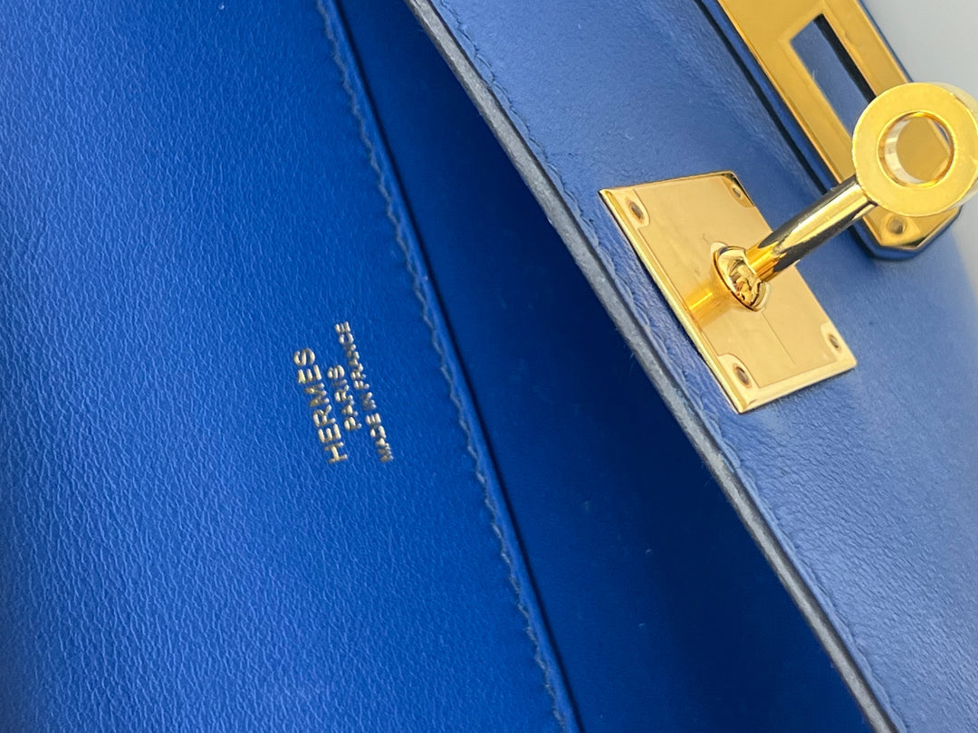 Top quality Hermes Kelly Cut Clutch Swift Calfskin Bleu France Gold Hardware