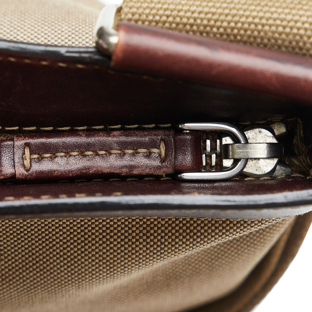 Prada Canapa Logo Crossbody (SHG-bt7jmG)