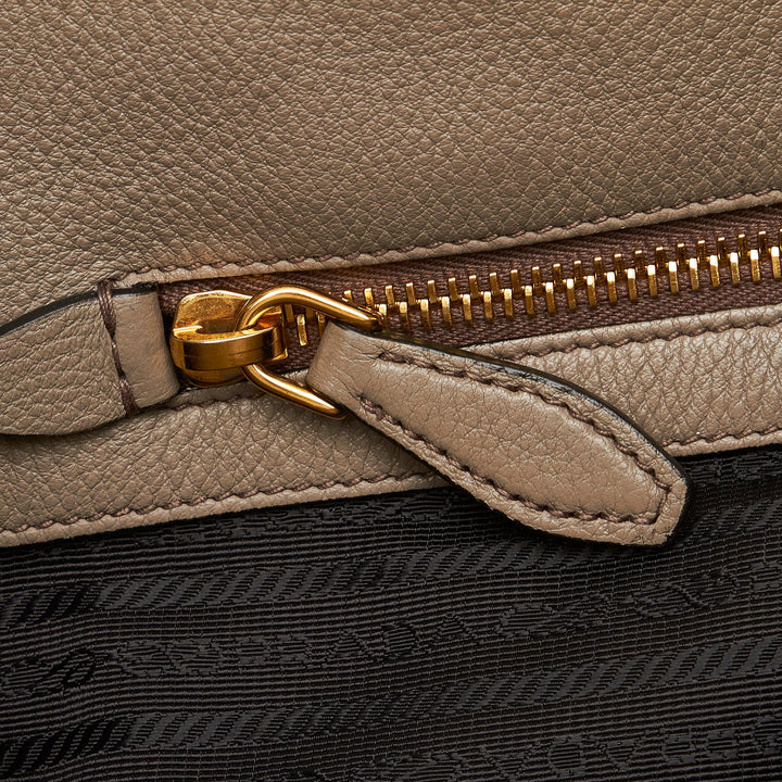 Prada Embossed Logo Leather Tote (SHG-wrixDz)