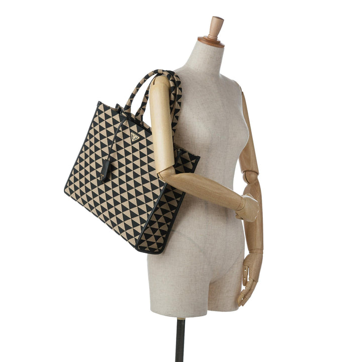 Prada Large Triangolo Jacquard Symbole Tote (SHG-8Nku9Q)
