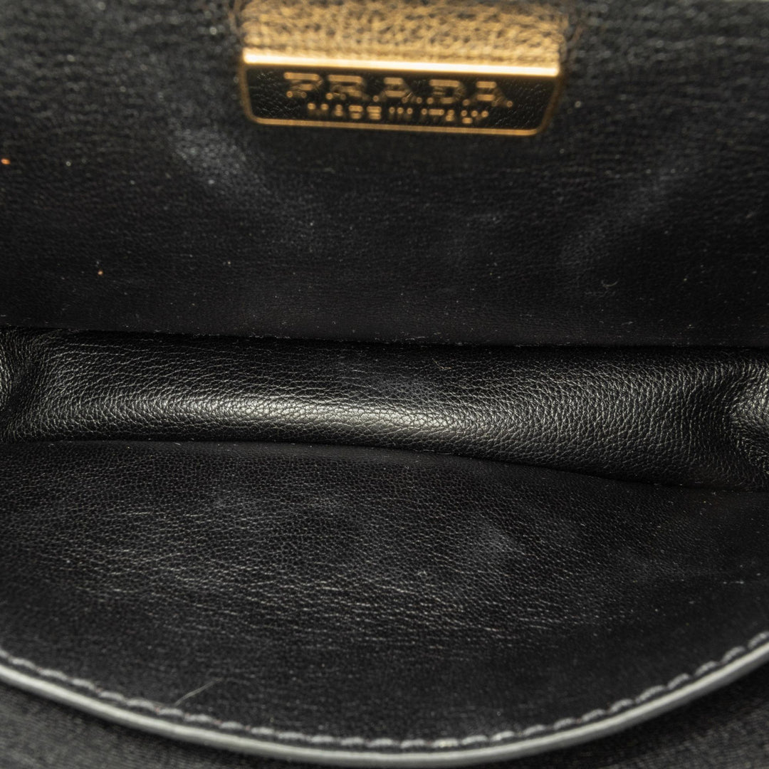 Prada Saffiano Trimmed City Calf Cahier (SHG-NqRoWz)