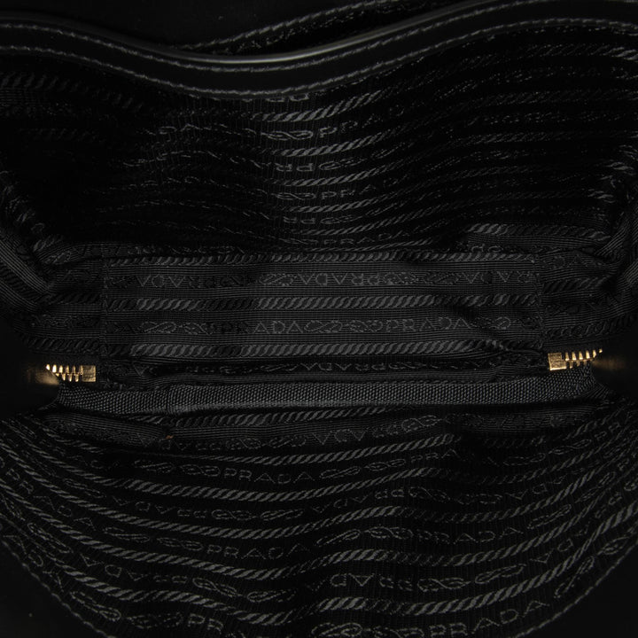 Prada Symbole Triangolo Crossbody (SHG-NH6Xyh)