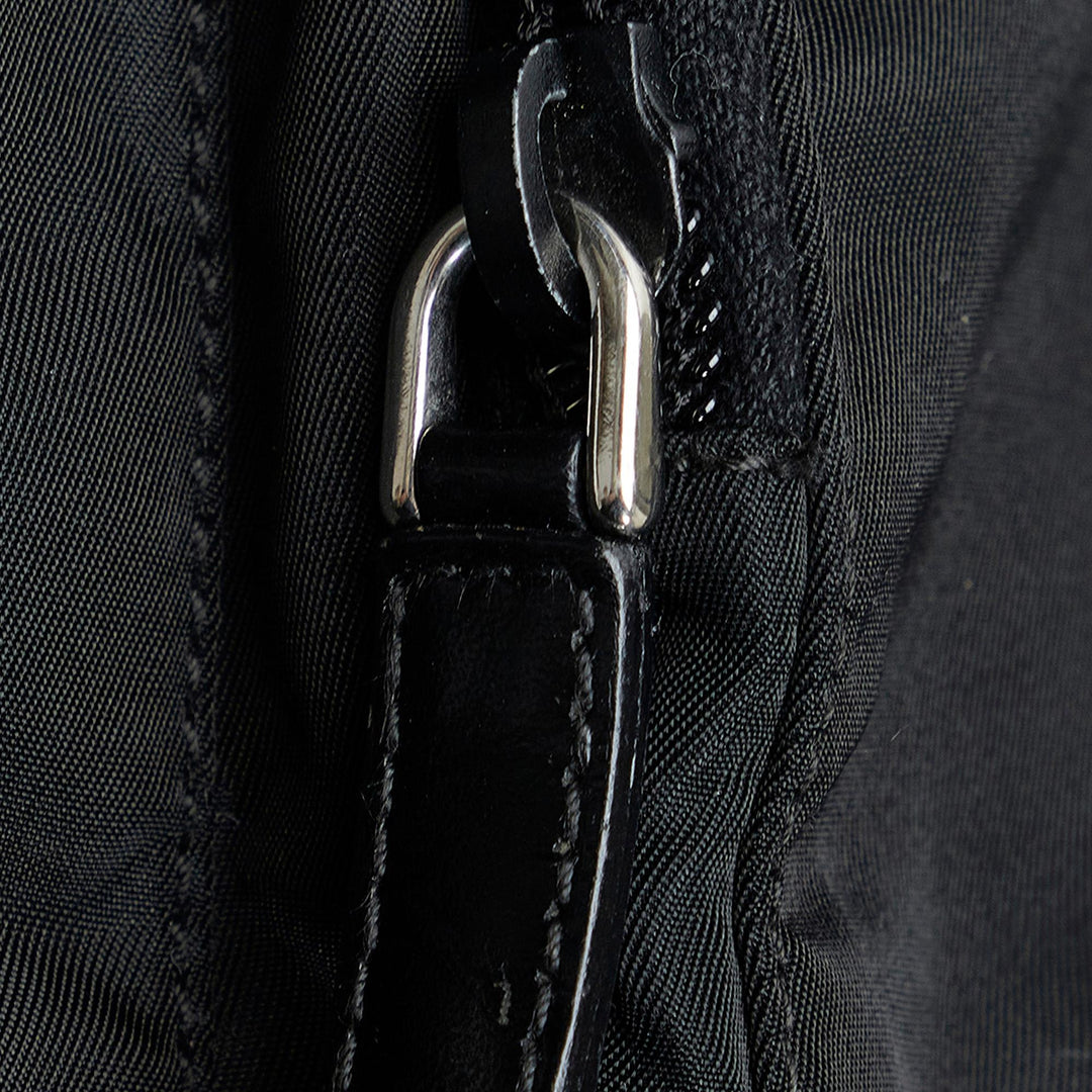 Prada Tessuto Crossbody Bag (SHG-atVGHL)