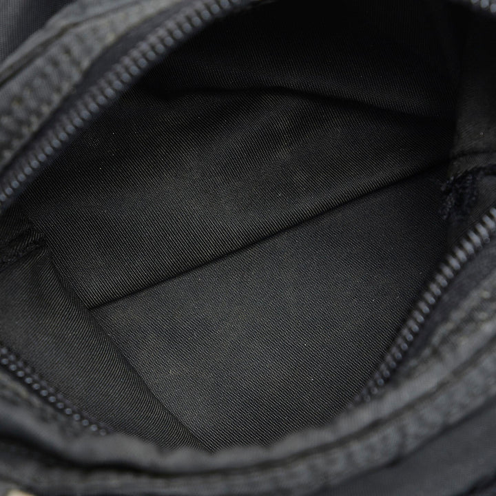 Prada Tessuto Crossbody Bag (SHG-SUZjFY)