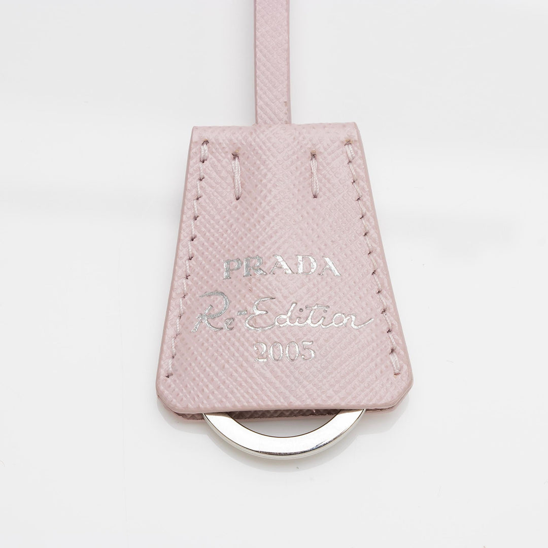 Prada Tessuto Re-Edition 2005 Crossbody Bag (SHF-Guvjzs)