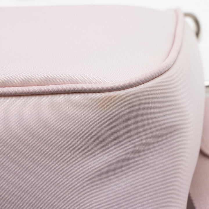 Prada Tessuto Re-Edition 2005 Crossbody Bag (SHF-Guvjzs)