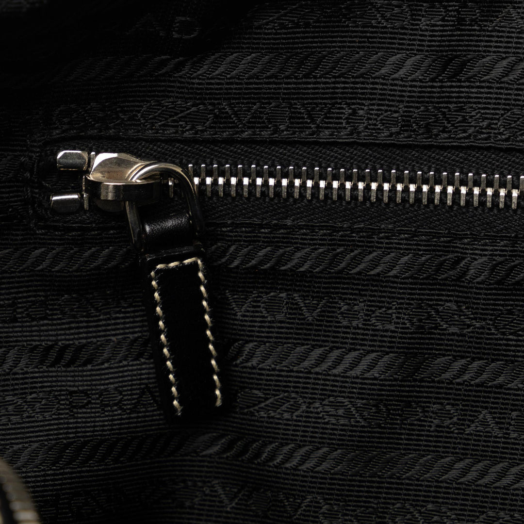 Prada Tessuto Shoulder Bag (SHG-6hmUAo)
