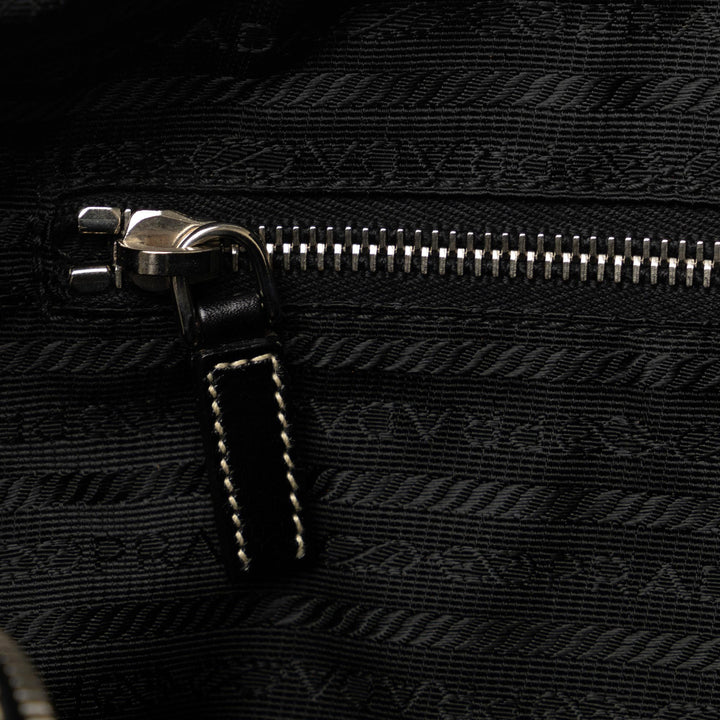 Prada Tessuto Shoulder Bag (SHG-6hmUAo)