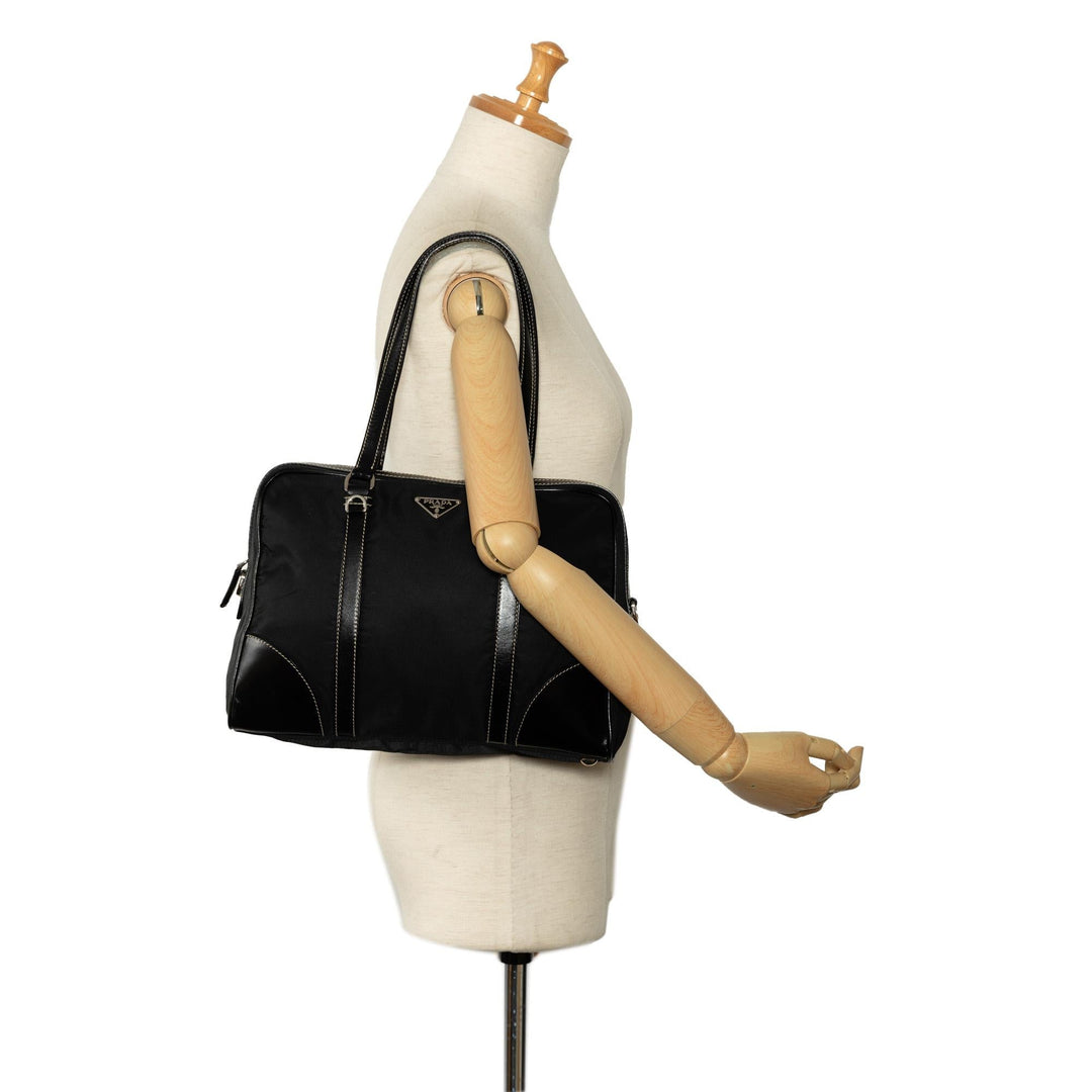 Prada Tessuto Shoulder Bag (SHG-6hmUAo)