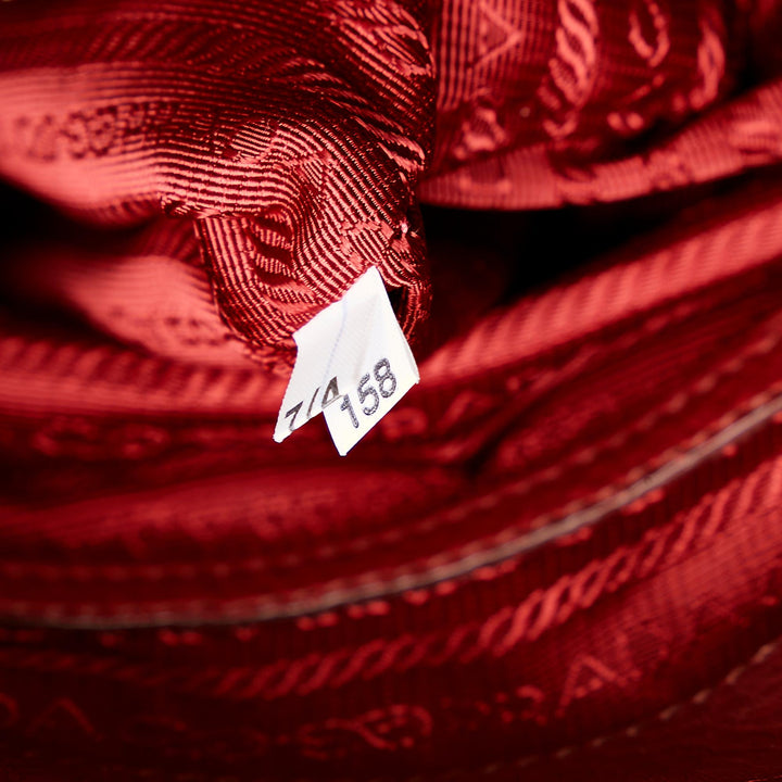 Prada Vitello Daino Handbag (SHG-30254)