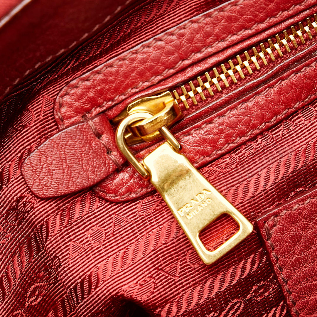 Prada Vitello Daino Handbag (SHG-30254)