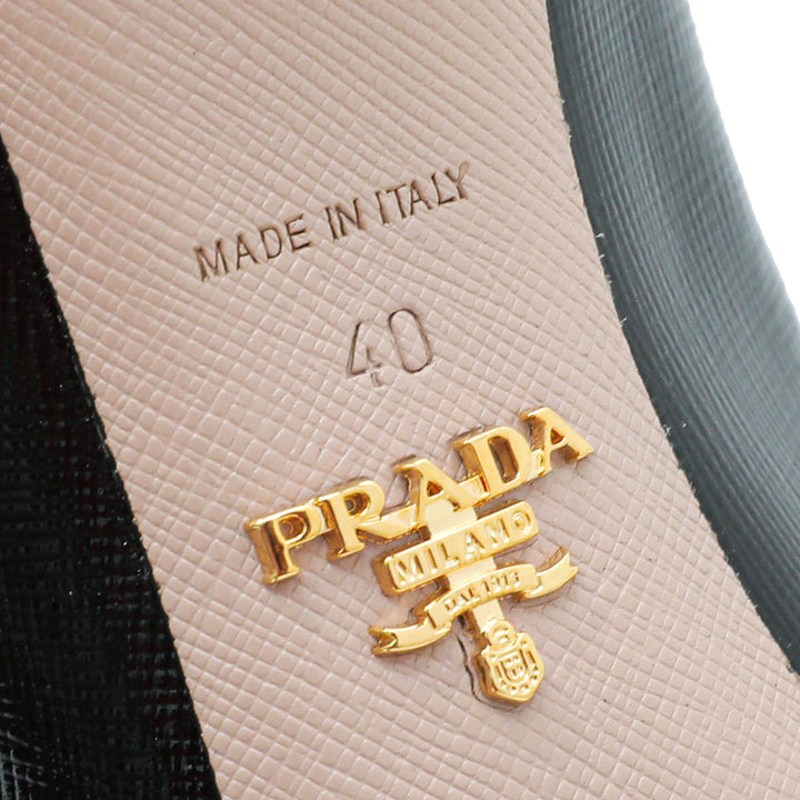 Prada Black Vernis Pointed Toe Pumps 40