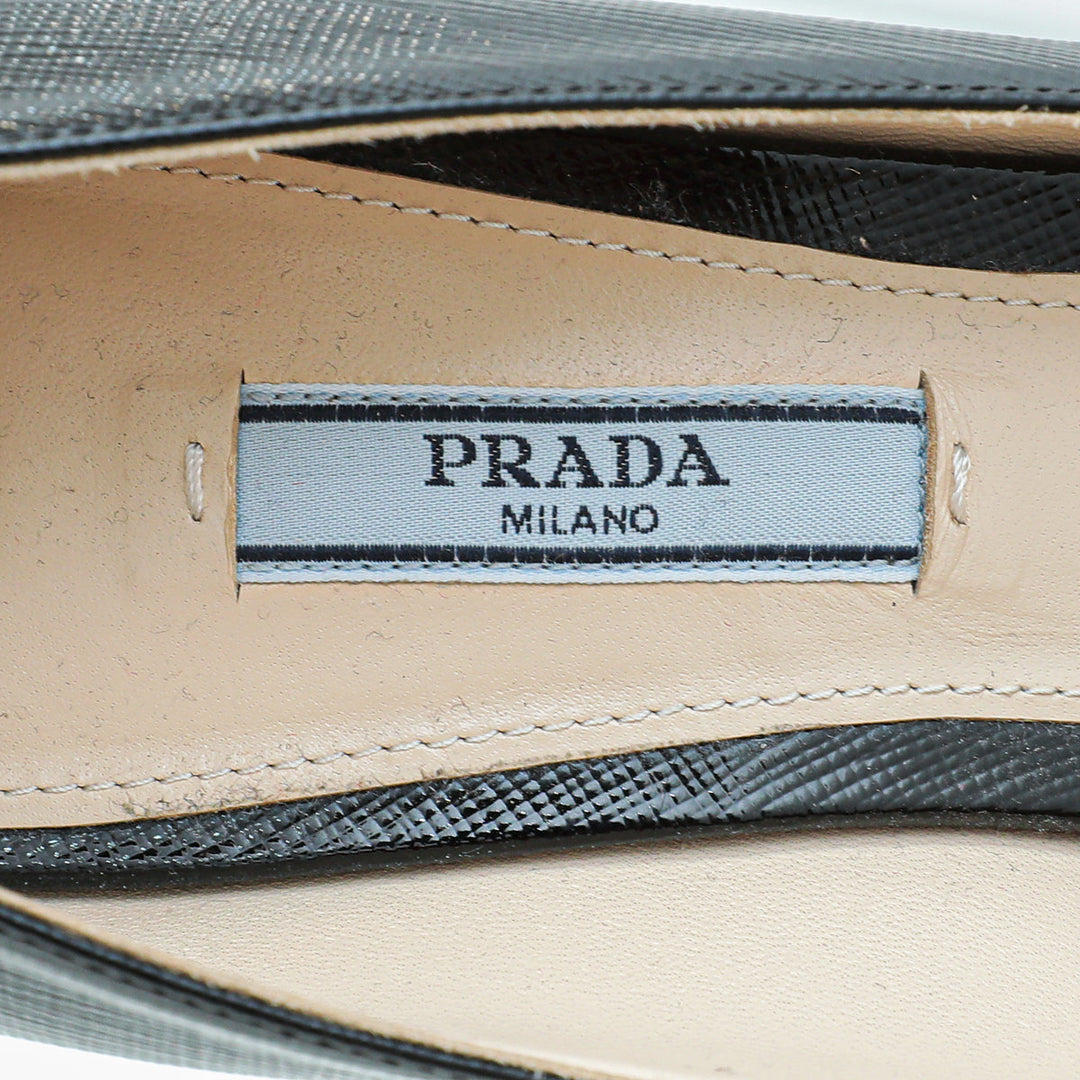 Prada Black Vernis Pointed Toe Pumps 40